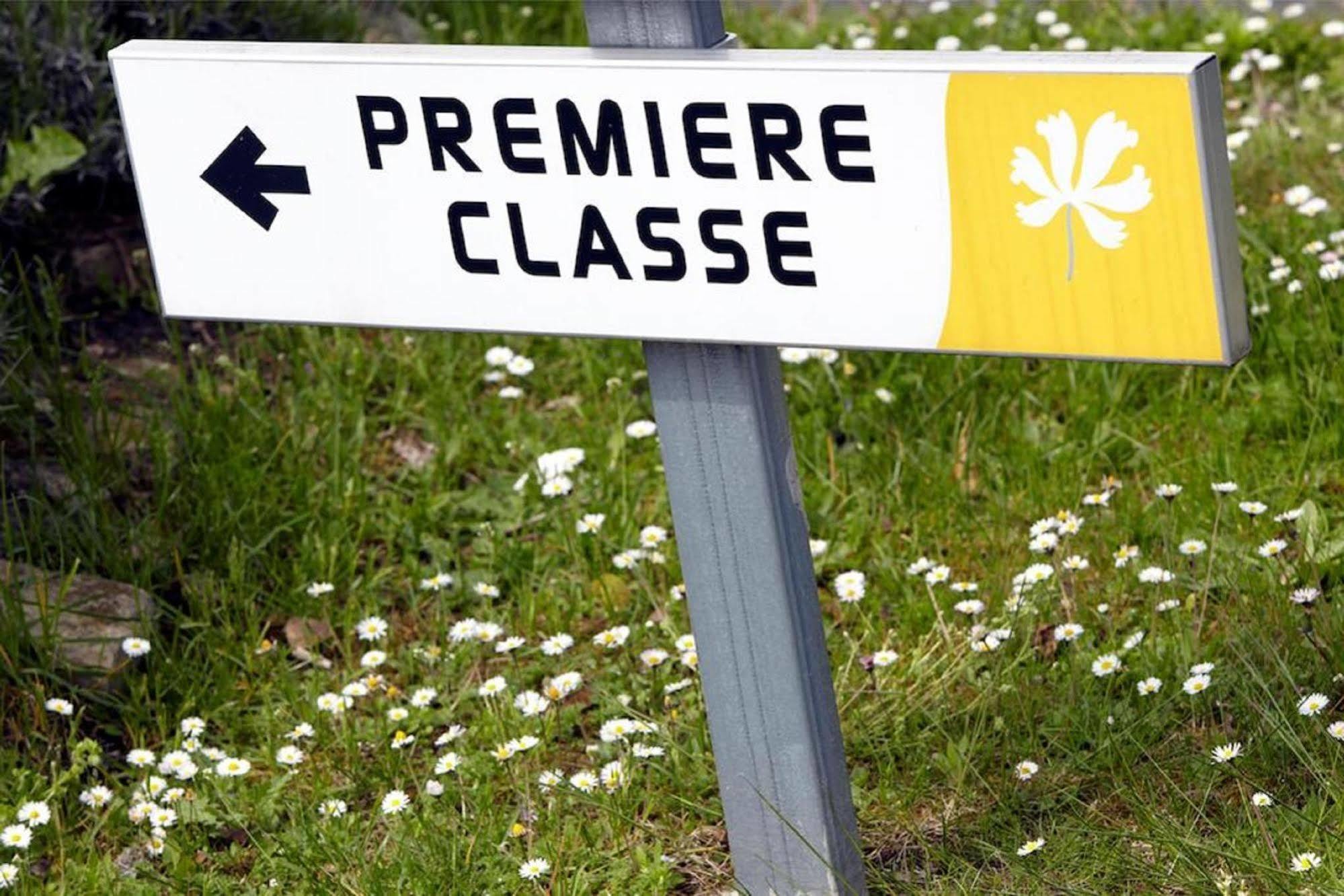 Premiere Classe Bourges Bagian luar foto